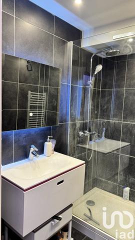 Appartement 4 pièces de 75 m² à Lille (59800)