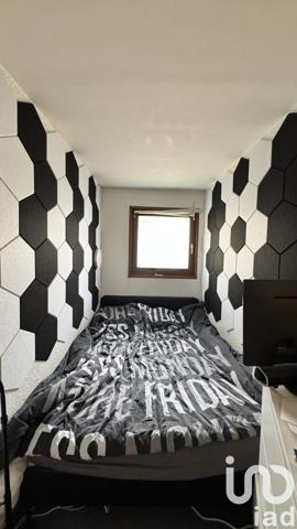 Appartement 4 pièces de 75 m² à Lille (59800)