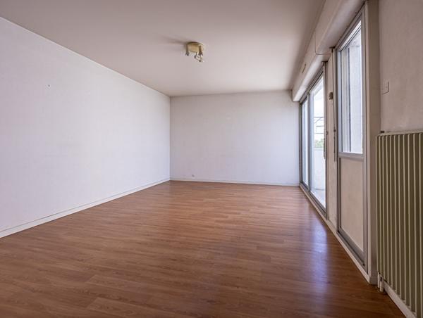 Royan - Bel Appartement 3 Pièces avec Balcons et Parking Privé