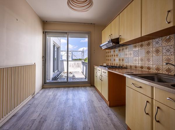 Royan - Bel Appartement 3 Pièces avec Balcons et Parking Privé