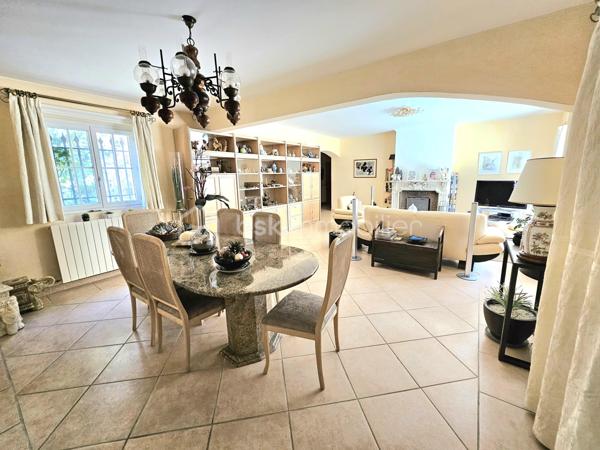 Maison de 210 m²