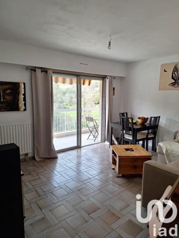 Appartement 2 pièces de 45 m² à Vallauris (06220)