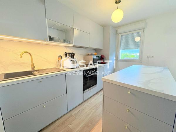 Appartement T3 résidence sécurisée + 2 parkings