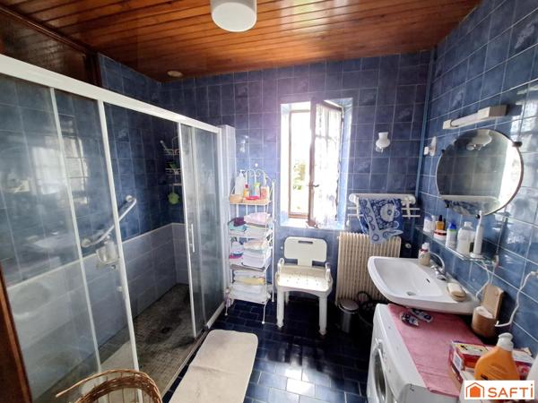 Charmant corps de ferme de 115m2, 4 chambres, dépendances...