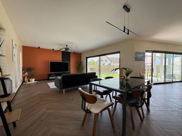 Maison - 6 pièces - 170 m²