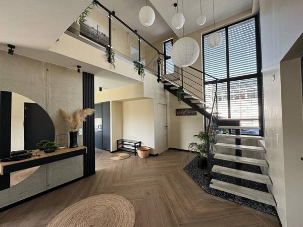 Maison - 6 pièces - 170 m²