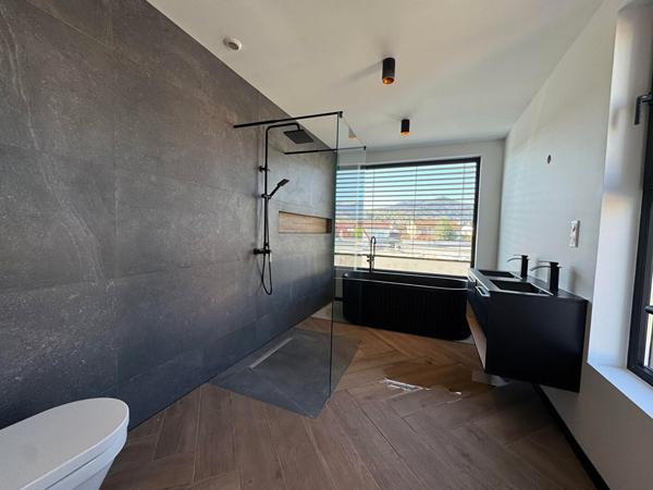 Maison - 6 pièces - 170 m²