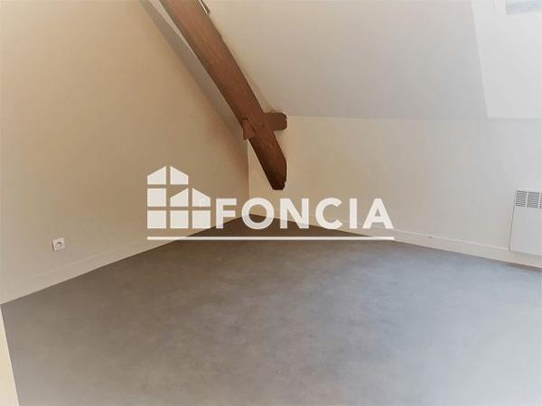 Location Appartement 3 pièces 48.4 m² - 2 ET 2 BIS RUE NATIONALE Chalonnes Sur Loire 49290