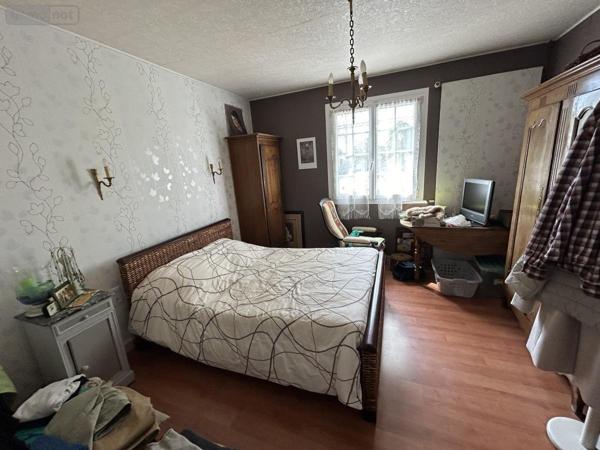 Maison à vendre à Entrammes en Mayenne (53260), ref : 53006-1337