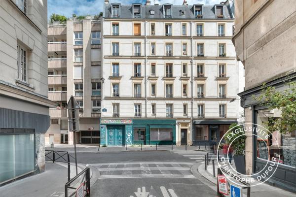 Paris Ve. À proximité immédiate du bas de la rue Mouffetard. Superbe 2 pièces de 58 m2.