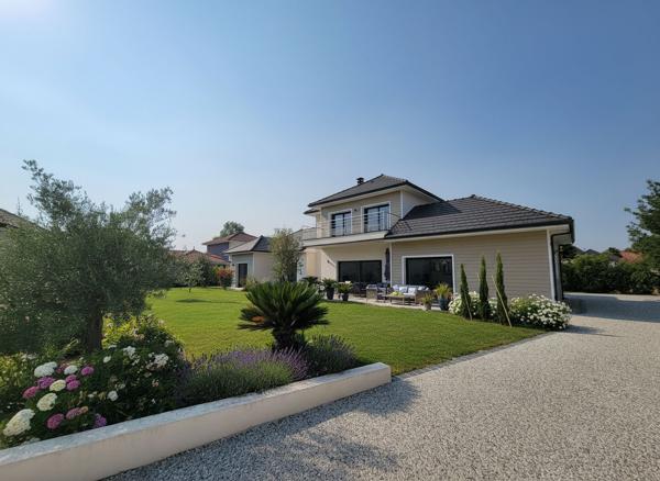 Maison Lescar 7 pièce(s) 195 m2