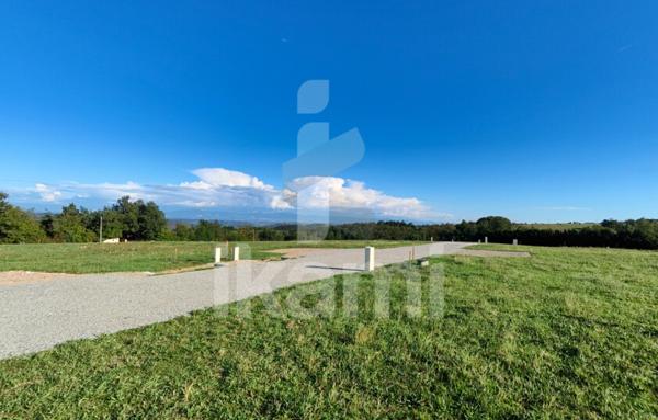 Terrain à Batir de 1 673 m²