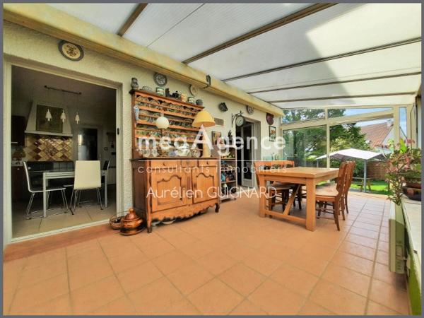 Maison à BRESSUIRE, 79300 - 5 pièces 117m²