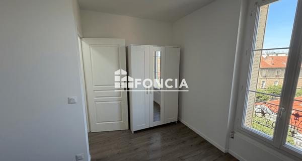 Location Chambre 14 m² - Corbeil-essonnes 91100