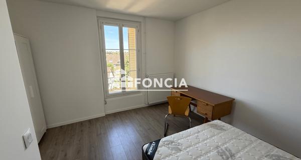 Location Chambre 14 m² - Corbeil-essonnes 91100