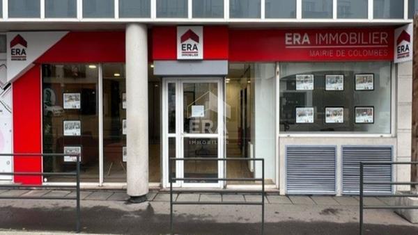 Duplex rénové sans charges, à deux pas des transports