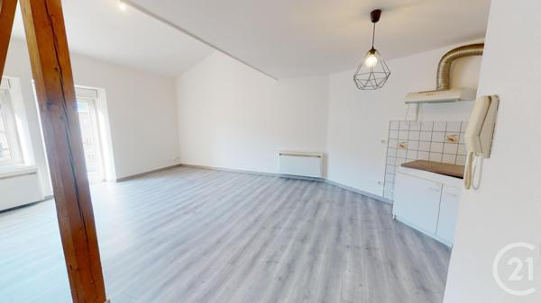 Appartement F4 à vendre  5 pièces - 83,78 m2 MAICHE - 25