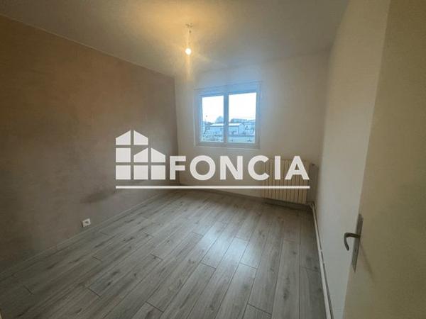 Location Appartement 4 pièces 68.69 m² - Tarbes 65000