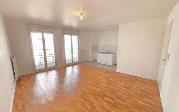 Appartement à vendre    2 pièces • 63,10 m2 Houilles