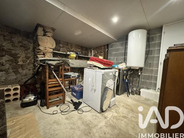 Maison à vendre 4 pièces 93 m² Saint-Santin-Cantalès