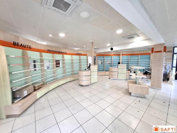 MURS COMMERCIAUX 340M2 - ENSEMBLE PROFESSIONNEL- GROS POTENTIEL