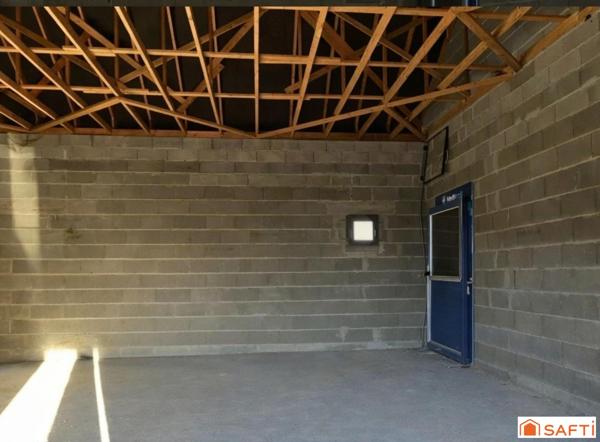 MURS COMMERCIAUX 340M2 - ENSEMBLE PROFESSIONNEL- GROS POTENTIEL