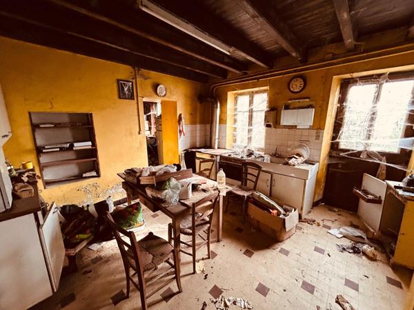 Magnifique maison en pierre dans petit hameau calme