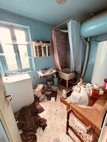 Magnifique maison en pierre dans petit hameau calme