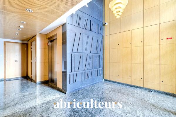 Charmant studio 30 m² avec balcon Courbevoie (92400)