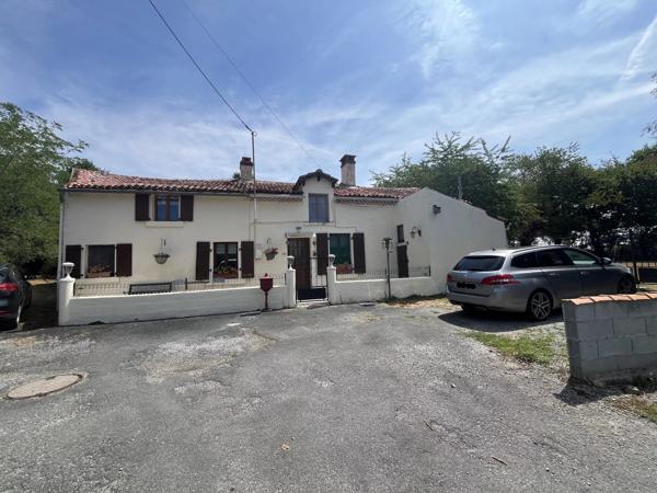 Charmant maison de campagne de 3 chambres proche d'une ville