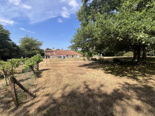Charmant maison de campagne de 3 chambres proche d'une ville