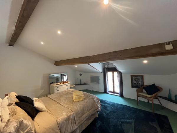 Charmant maison de campagne de 3 chambres proche d'une ville