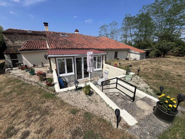 Charmant maison de campagne de 3 chambres proche d'une ville