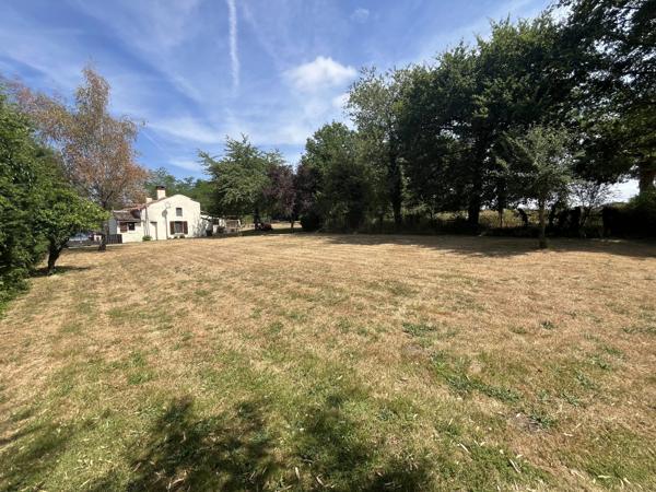Charmant maison de campagne de 3 chambres proche d'une ville