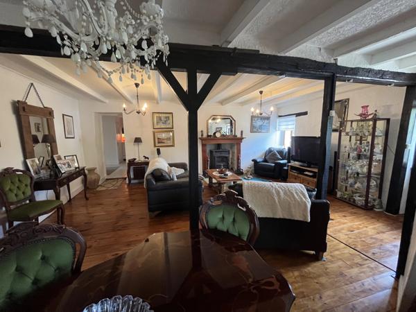 Charmant maison de campagne de 3 chambres proche d'une ville