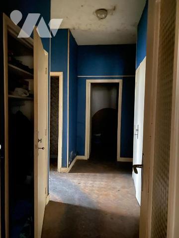 APPARTEMENT A RENOVER : 3 CHAMBRES