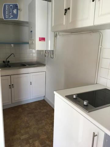 Appartement à louer 1 pièce 25.2m² Poitiers (86000)
