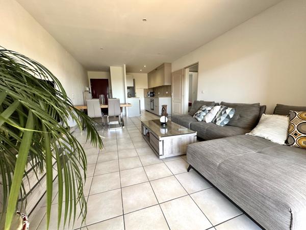 Bel Appartement en Résidence de Haut Standing en Ville au Calme