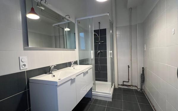 Appartement à louer    3 pièces • 72,20 m2 Nantes