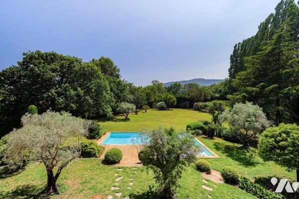 Propriété d'exception à Hyères  