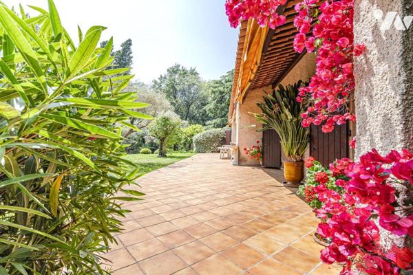 Propriété d'exception à Hyères  