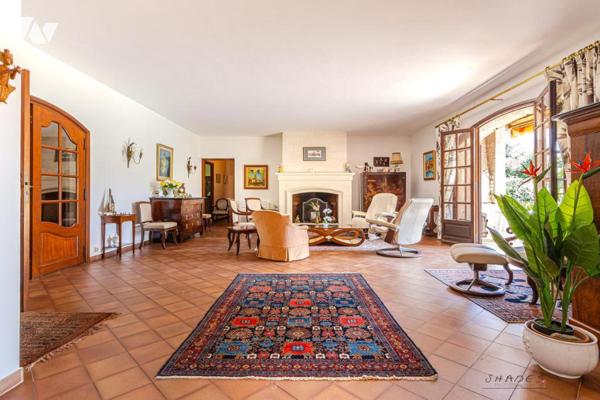 Propriété d'exception à Hyères  