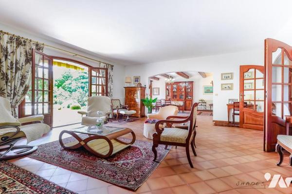 Propriété d'exception à Hyères  