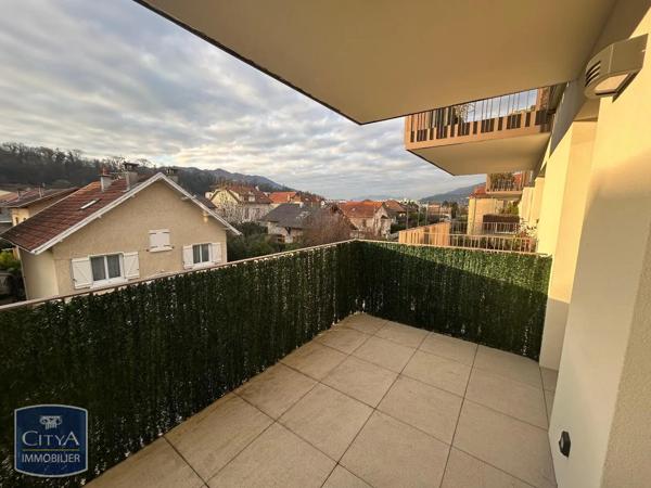 Appartement à louer 2 pièces 41.15m² Aix-les-Bains (73100)