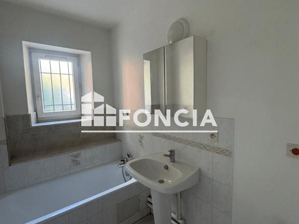Location Appartement 2 pièces 39.43 m² - 36 AVENUE PROFESSEUR FORGUES Briancon 05100