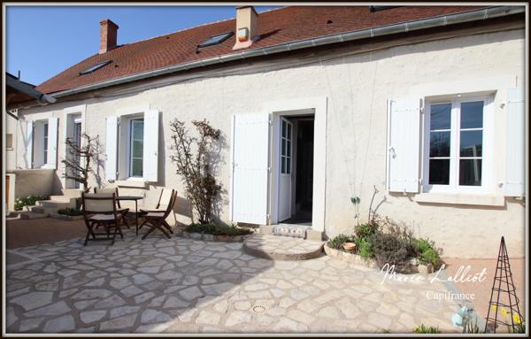 Maison à vendre 8 pièces, 204m², Puiseautin, 5 chambres, Piscine, Garage, Climatisation, Panneaux Solaires, Cave