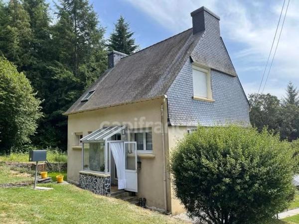 Maison rénovée 3 chambres – Vue dégagée – Sous sol - Sans vis à vis – 10 minutes de Carhaix - 50 minutes des plages