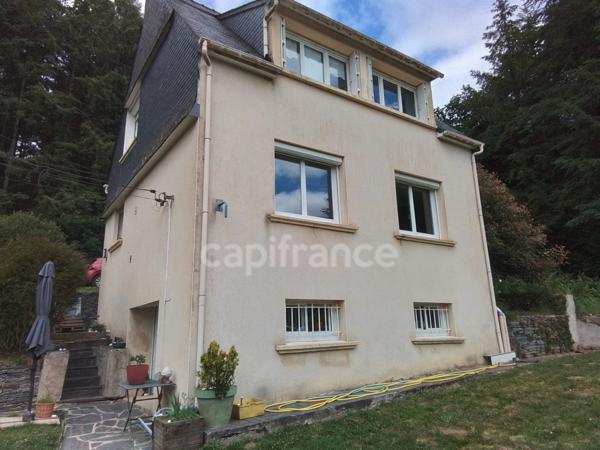 Maison rénovée 3 chambres – Vue dégagée – Sous sol - Sans vis à vis – 10 minutes de Carhaix - 50 minutes des plages