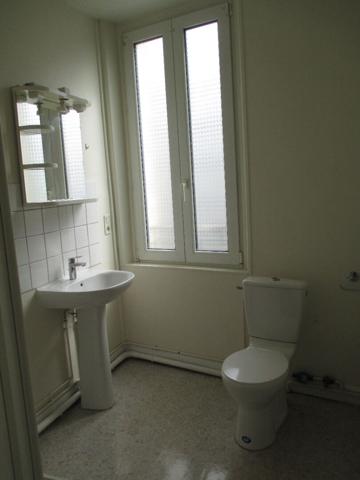 Appartement Reims 2 pièces 38m2 - 53 rue de Neufchâtel (1er étage droit)