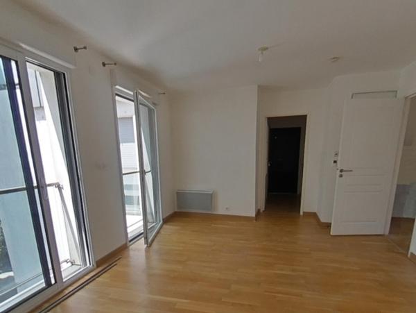 Location Appartement avec balcon 2 pièces hypercentre TOURS